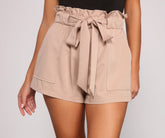 Süße und stylische Paperbag-Shorts
